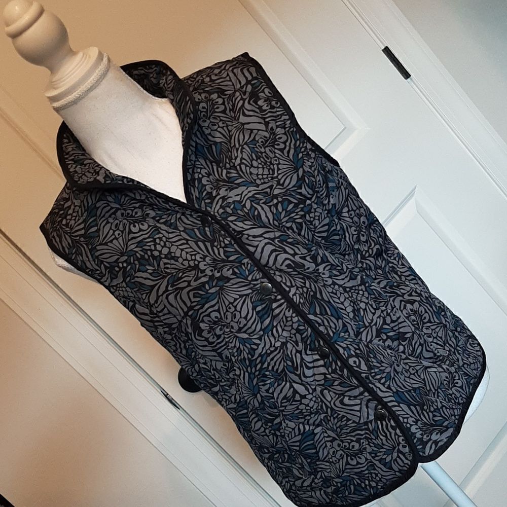 Croft & Barrow Gray and Blue Insulated Vest